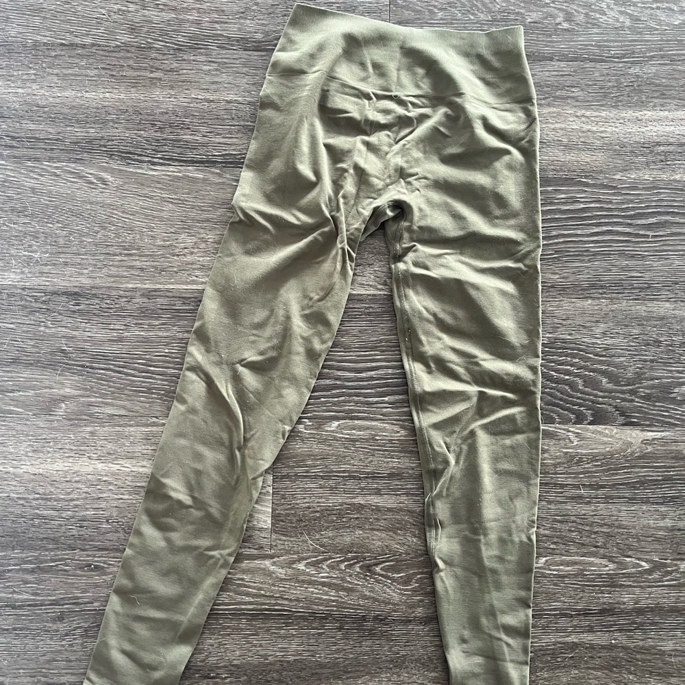 Alphalete Green Leggings